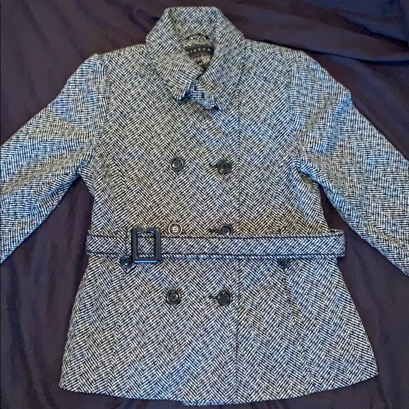 Gallery Jackets & Blazers - Belted black/white coat